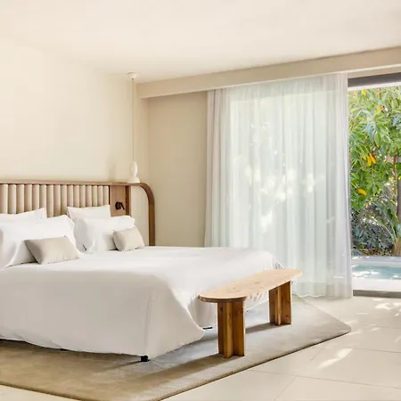 Anfitrion & فيلة *