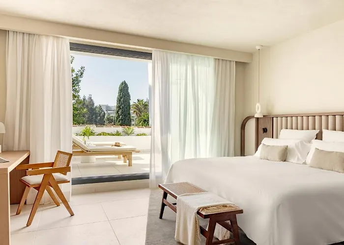 Вилла Anfitrion & *