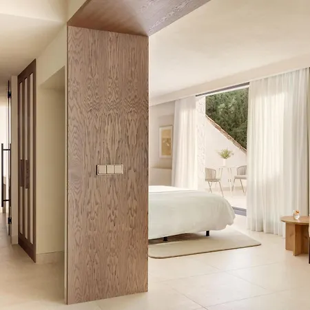 Anfitrion & Marbella